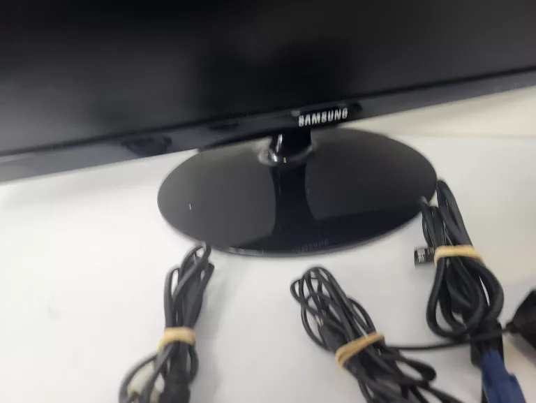 monitor-samsung-s24d300h-ean-gtin-8801643044343