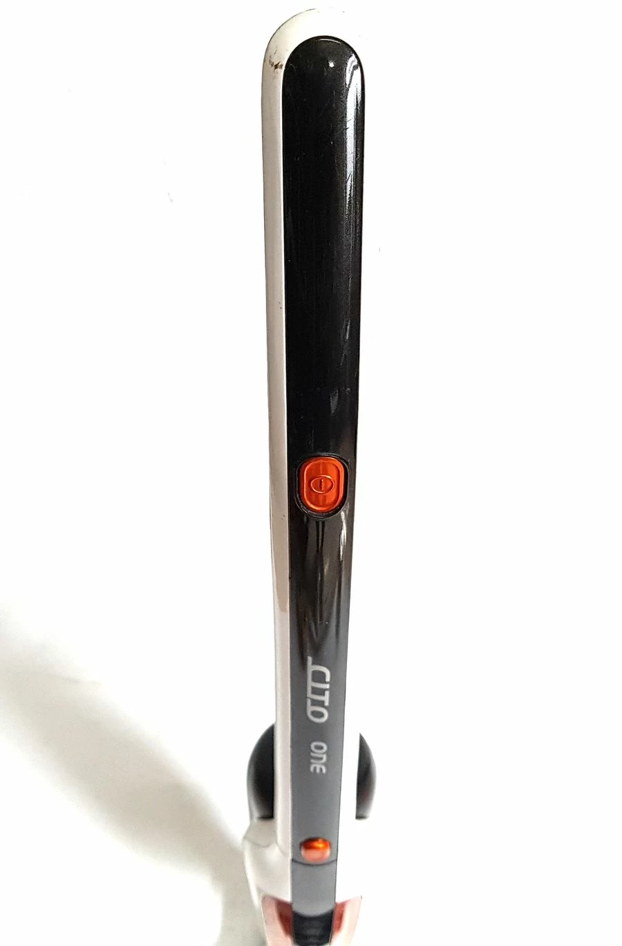 odkurzacz-pionowy-zelmer-cito-one-zvc015zq-kolor-dominujacy-bialy