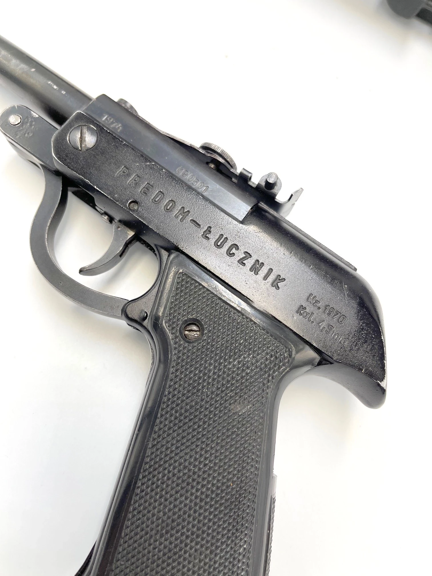 wiatrowka-lucznik-wz-70-walizka-karmelicka-45a-krakow