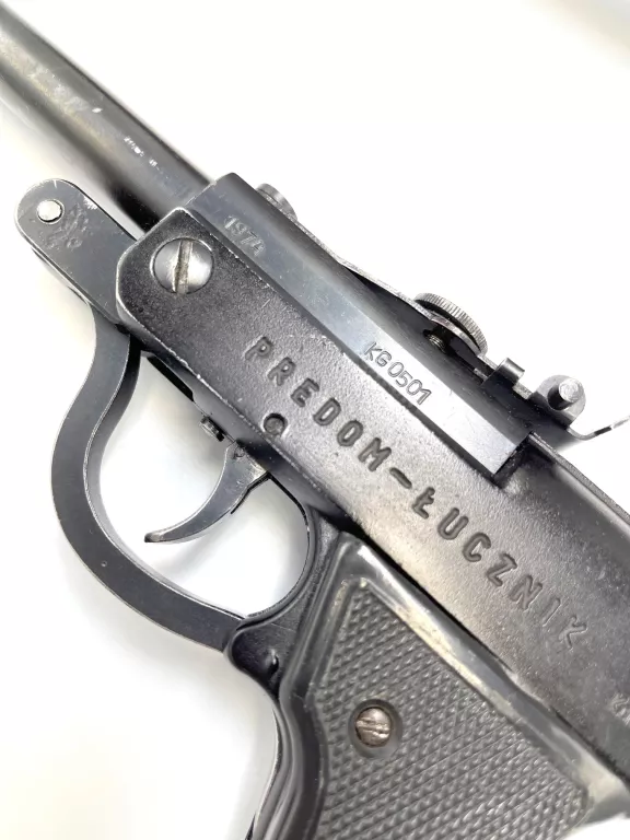 wiatrowka-lucznik-wz-70-walizka-karmelicka-45a-krakow