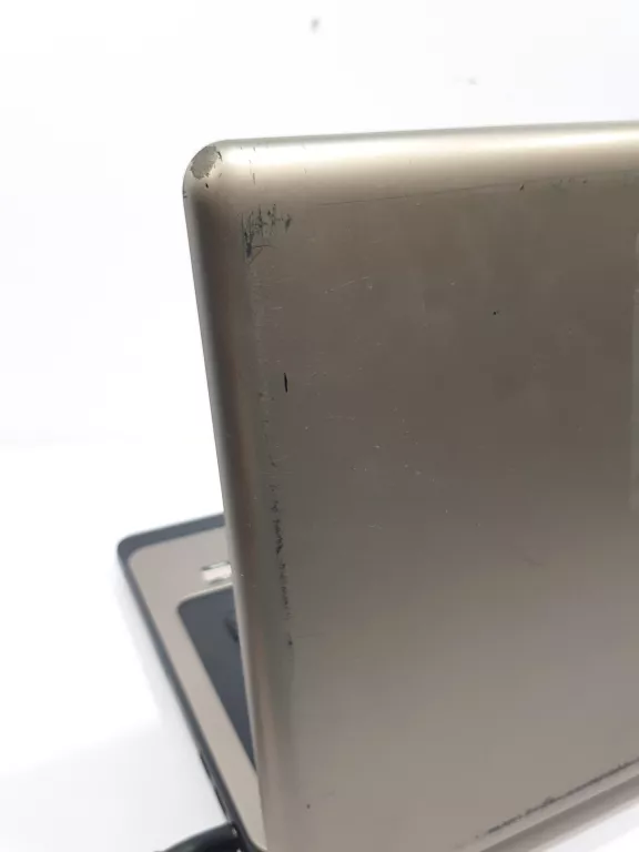 LAPTOP HP 635