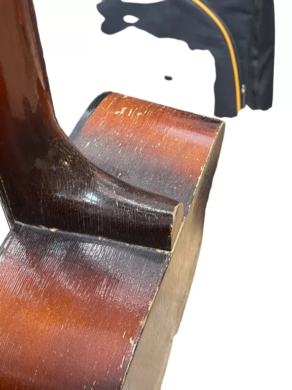 GITARA KLASYCZNA DEFIL