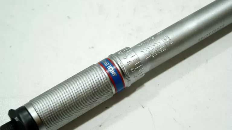 KLUCZ DYNAMOMETRYCZNY KING TONY 34423-1A