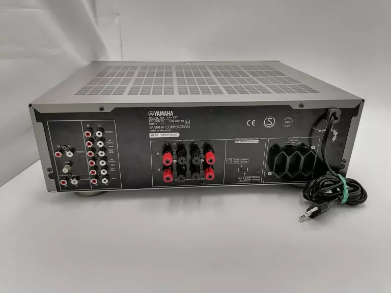 WZMACNIACZ YAMAHA AX-396