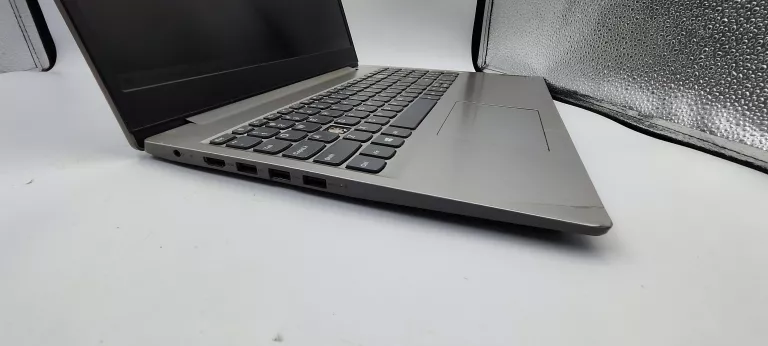 LENOVO IDEAPAD 3 15ADA05 AMD RYZEN 5  8/256GB