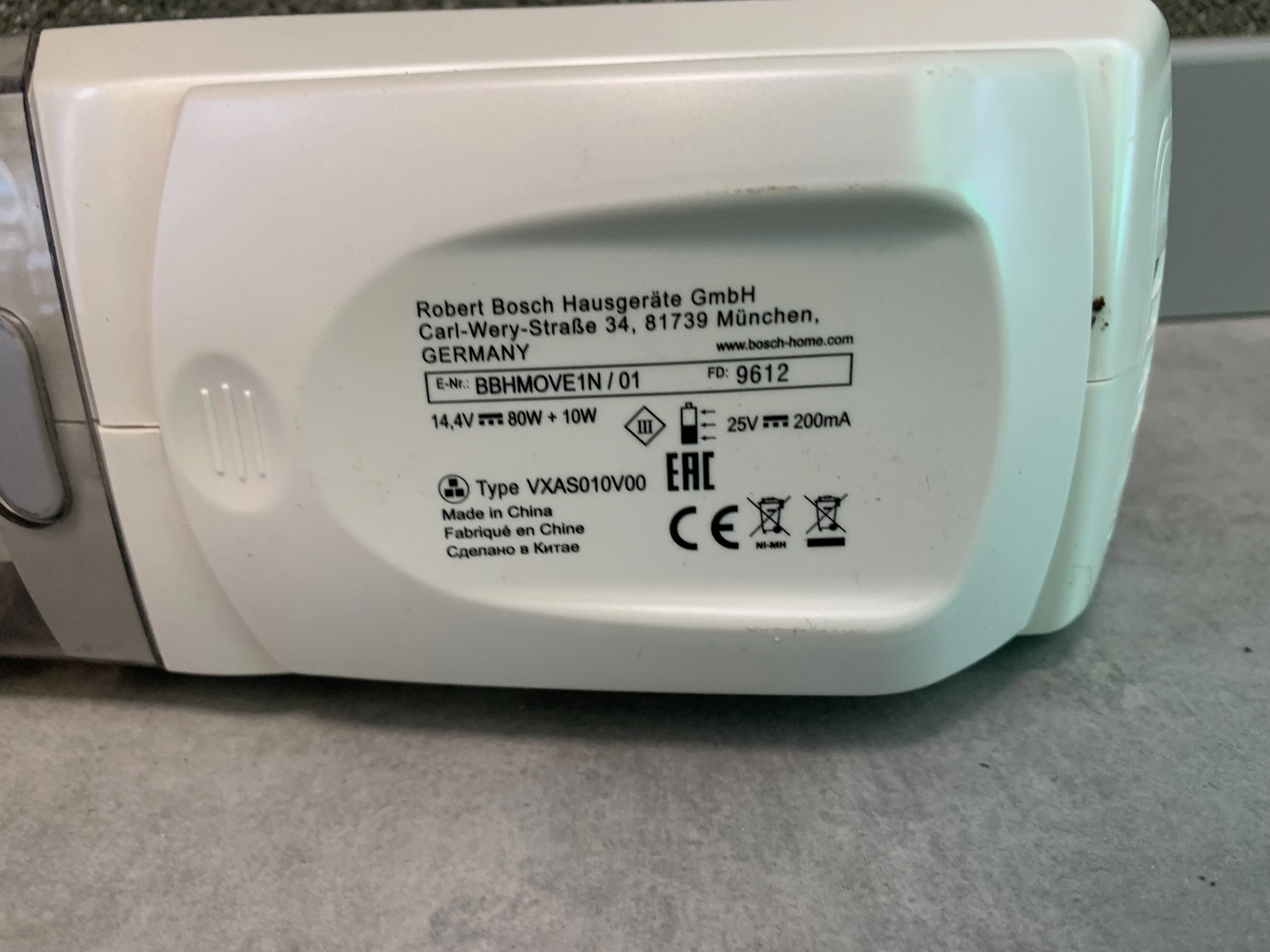 odkurzacz-pionowy-bosch-move-2in1-144v-product-id-9f1e8576-ffe4-4658-9245-81af2e113ca0