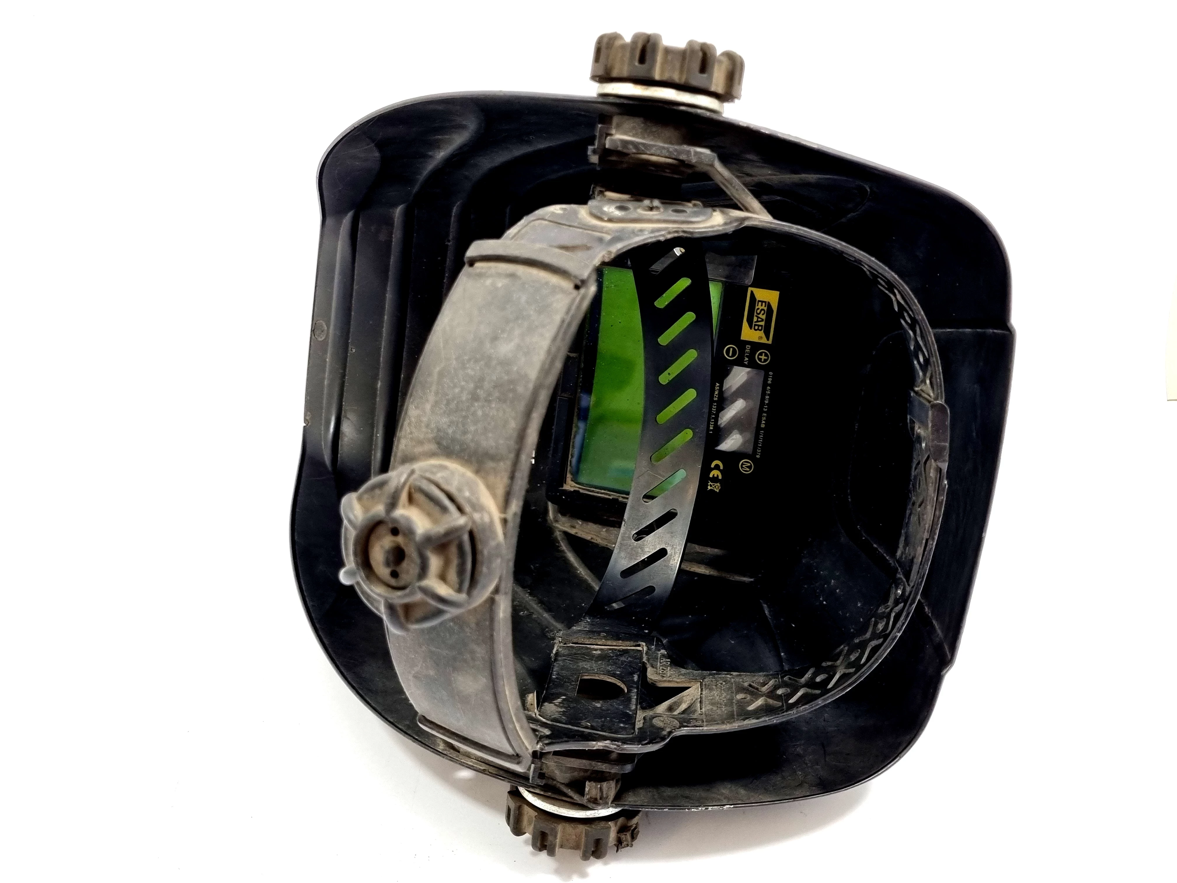 przylbica-spawalnicza-esab-aristo-tech-hd-czas-zaciemniania-10