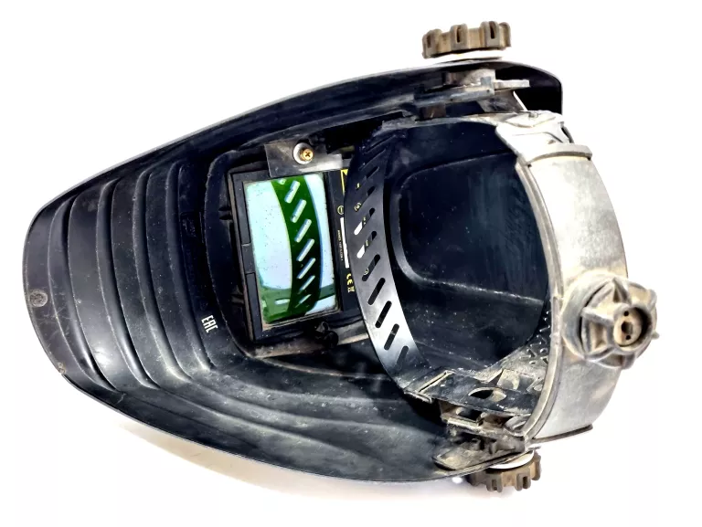 przylbica-spawalnicza-esab-aristo-tech-hd-liczba-sensorow-2