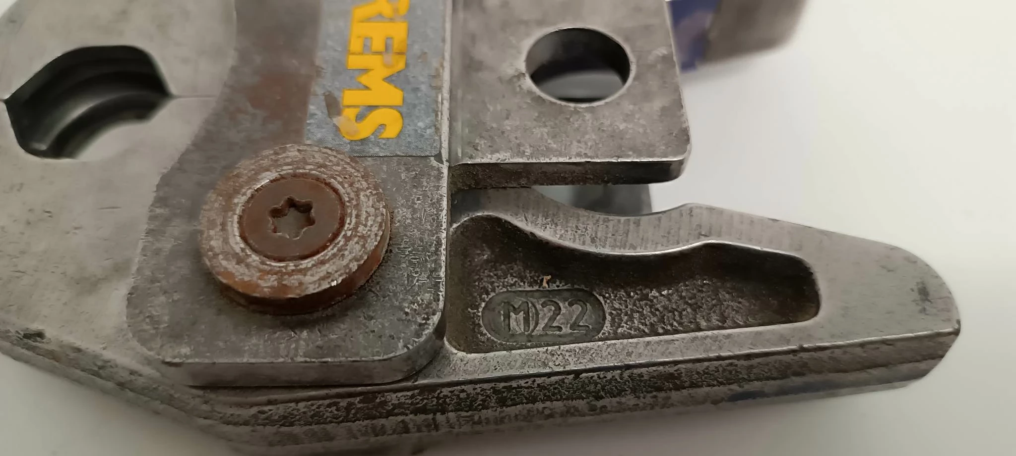 cegi-zaciskowe-rems-m22-maksymalna-srednica-rury-22