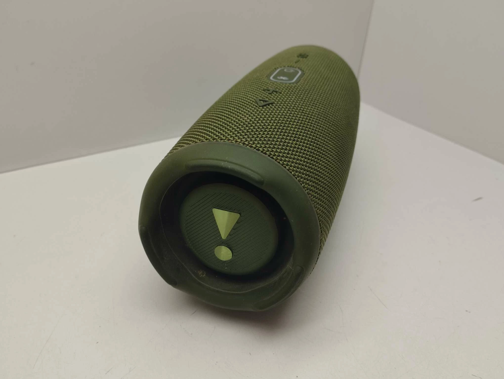 jbl-charge-5-zielony-funkcje-funkcja-powerbanku