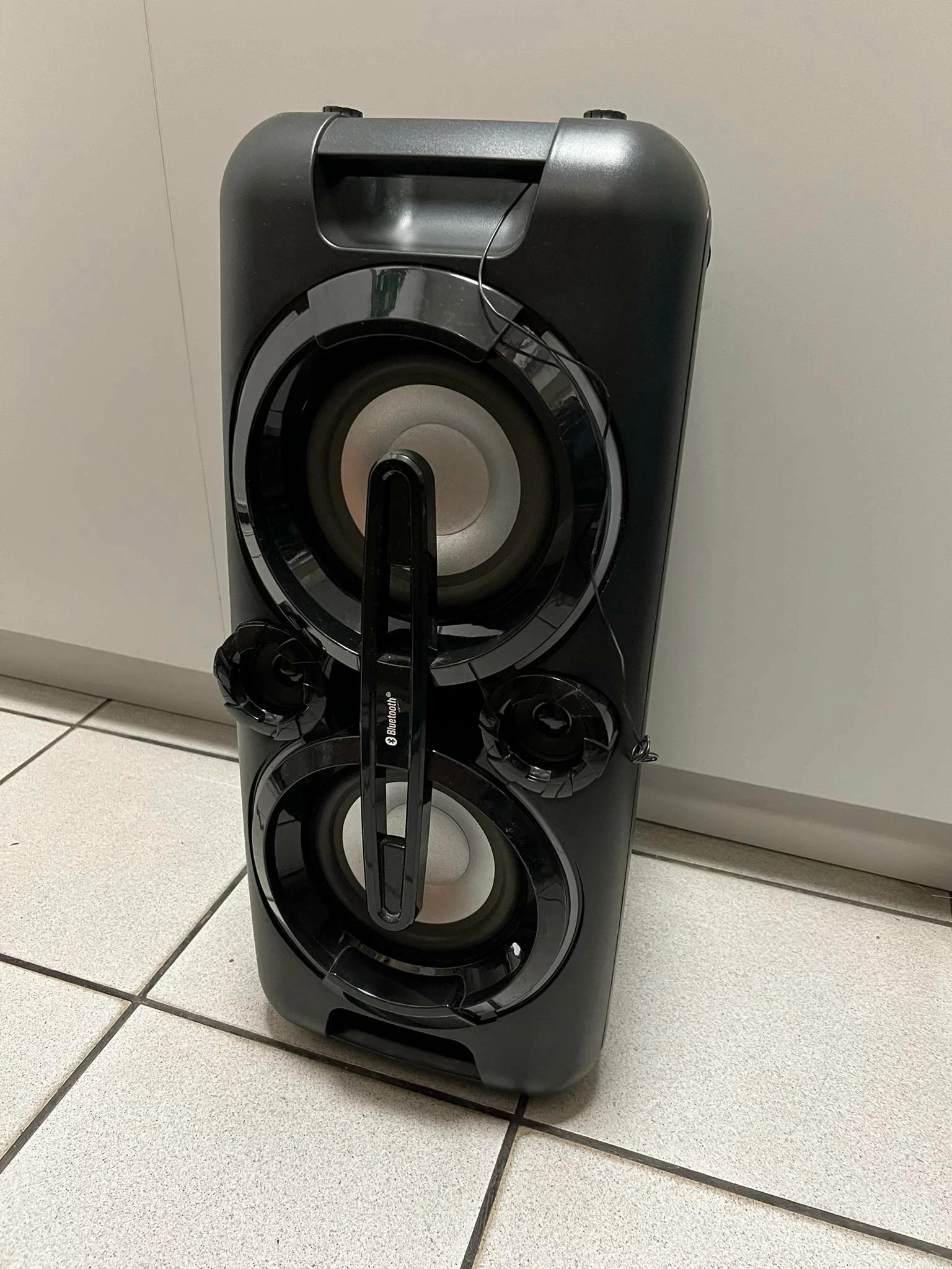 glosnik-bt-watson-funkcje-odtwarzanie-plikow-audio