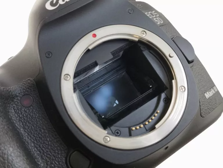 lustrzanka-canon-eos-5d-mark-iii-przebieg-43-tys-product-id-a5e333d3-b4ea-49f2-a98b-ffc4273054c4