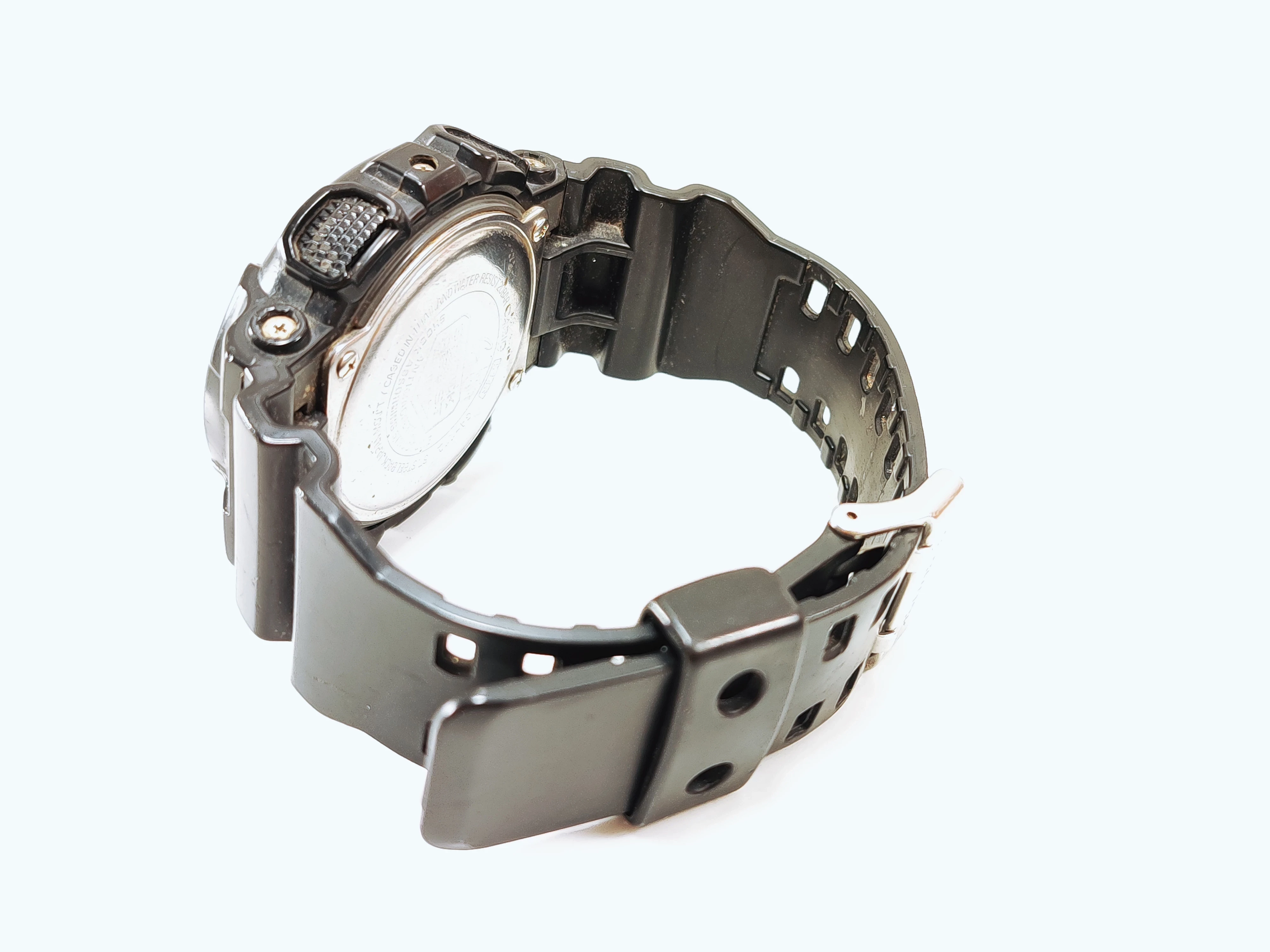 zegarek-casio-g-shock-protection-5081-ksztalt-koperty-okragla