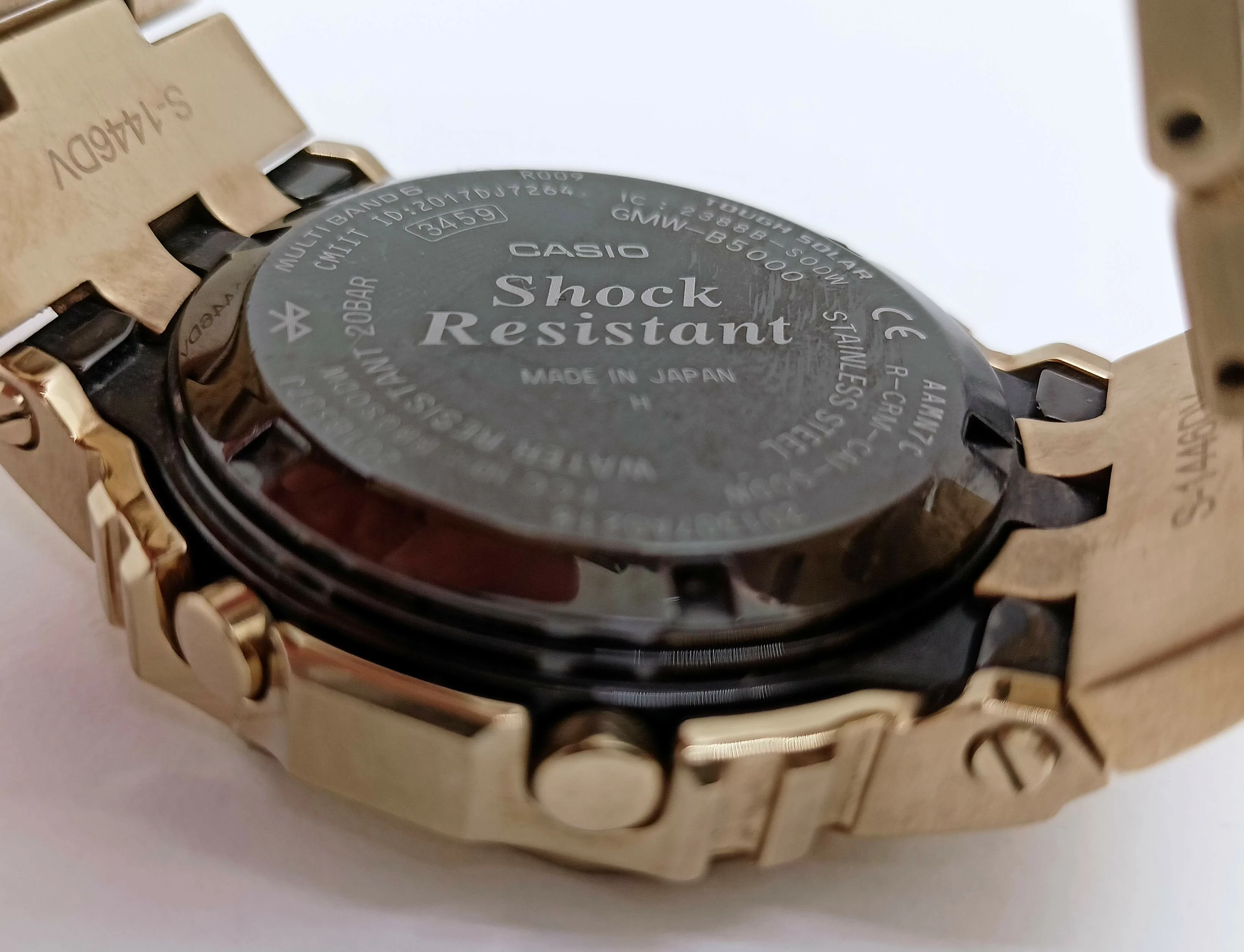 zegarek-casio-g-shock-gmw-b5000g-zloty-mechanizm-kwarcowy