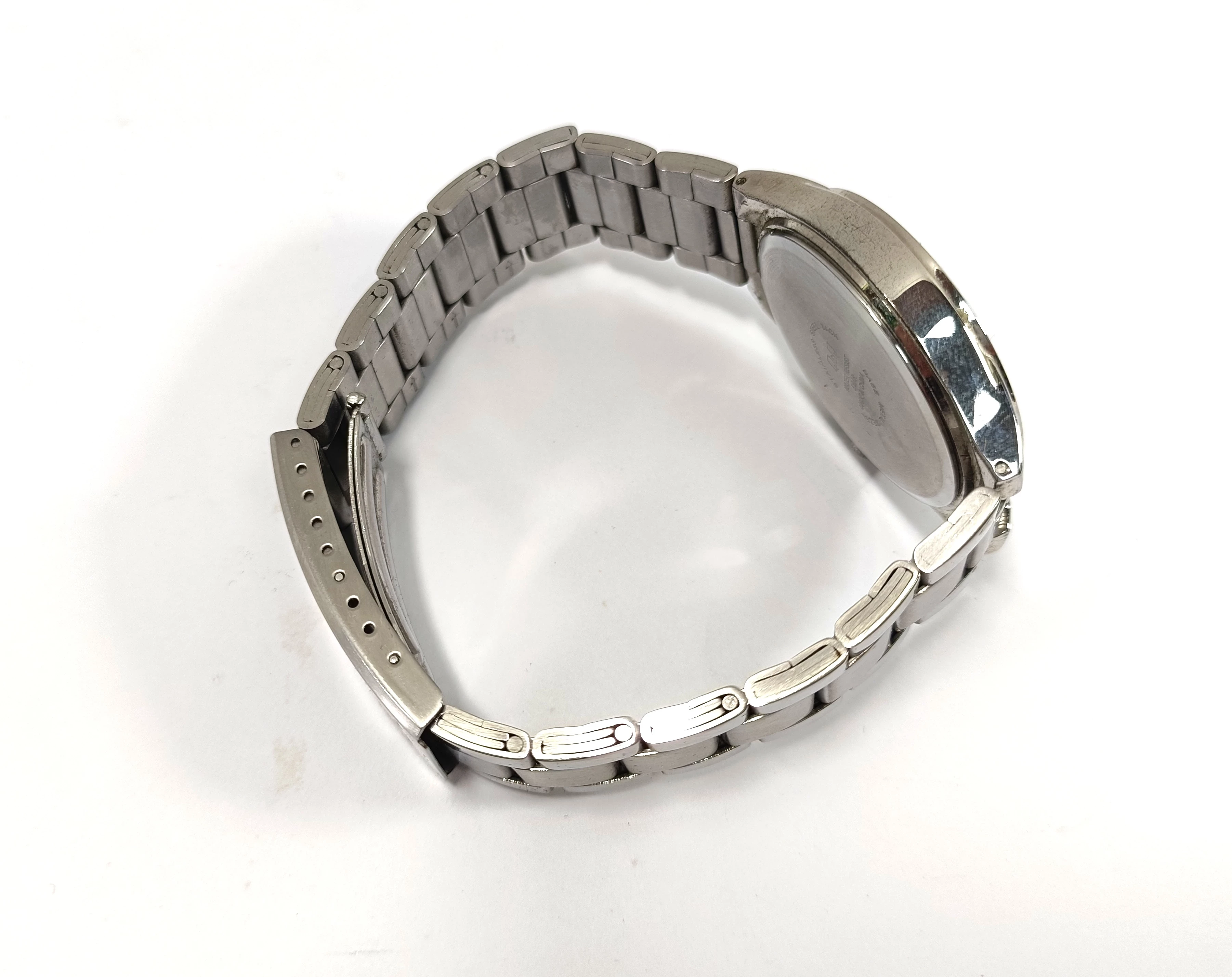 zegarek-qq-quartz-typ-nareczny