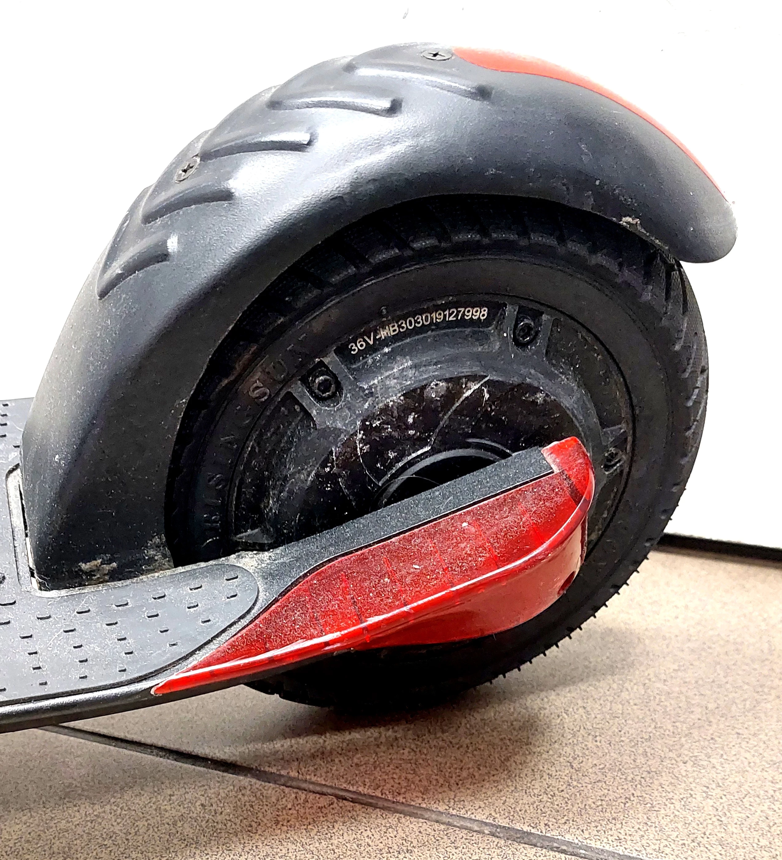 hulajnoga-elektryczna-doc-green-esa-800-stan-uzywany