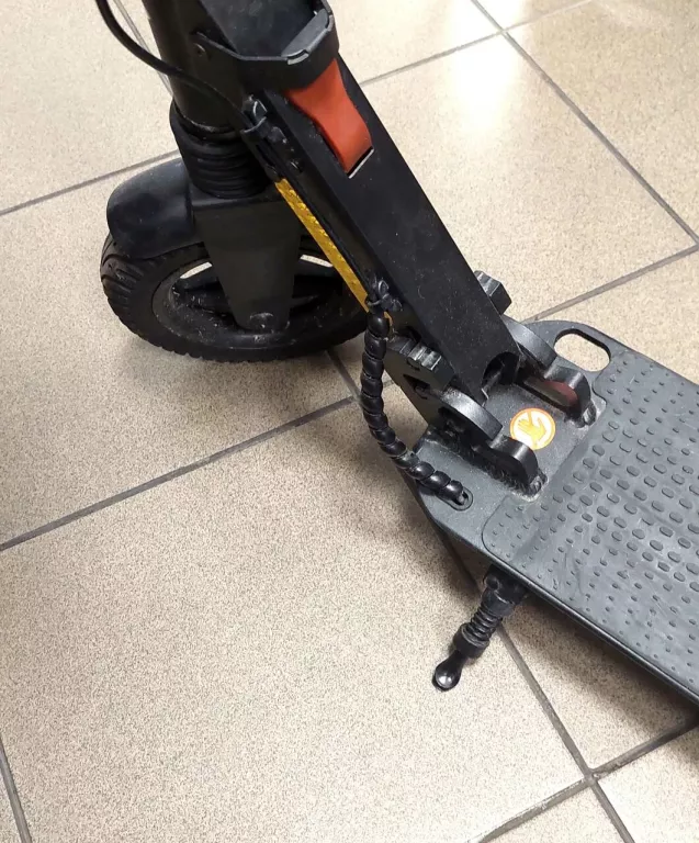 hulajnoga-elektryczna-doc-green-esa-800-kolor-czarny