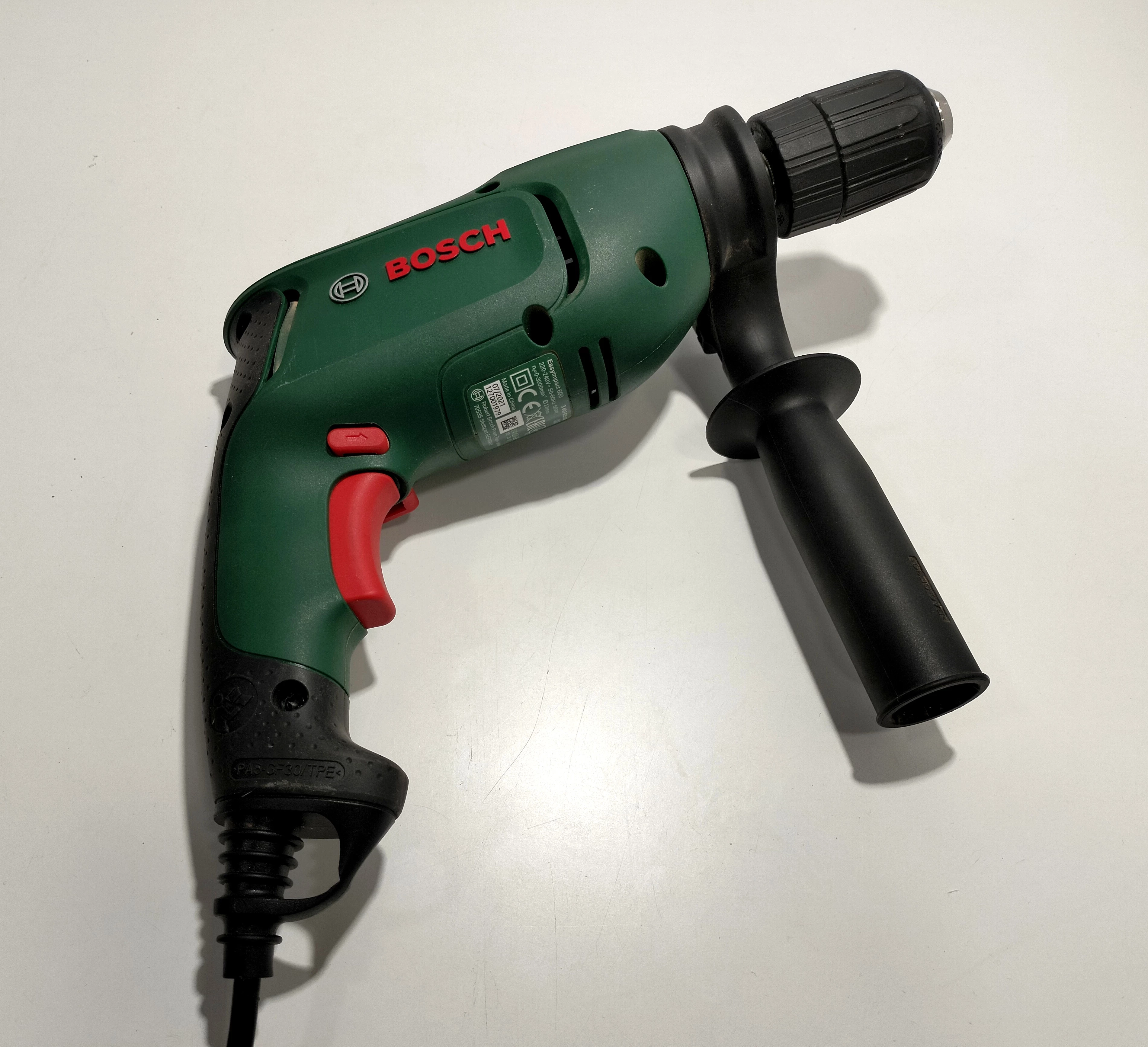 wiertarka-bosch-easyimpact-600-gwarancja-typ-uchwytu-samozaciskowy