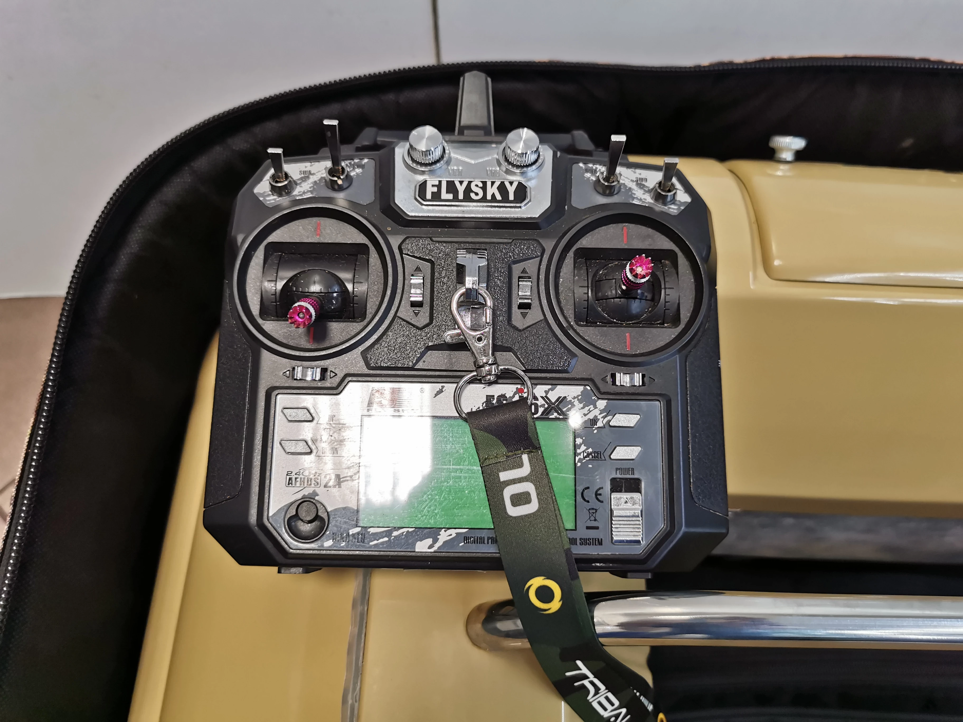 lodka-zanetowa-hunter-650-echosonda-toslon-tf50-model-hunter-650