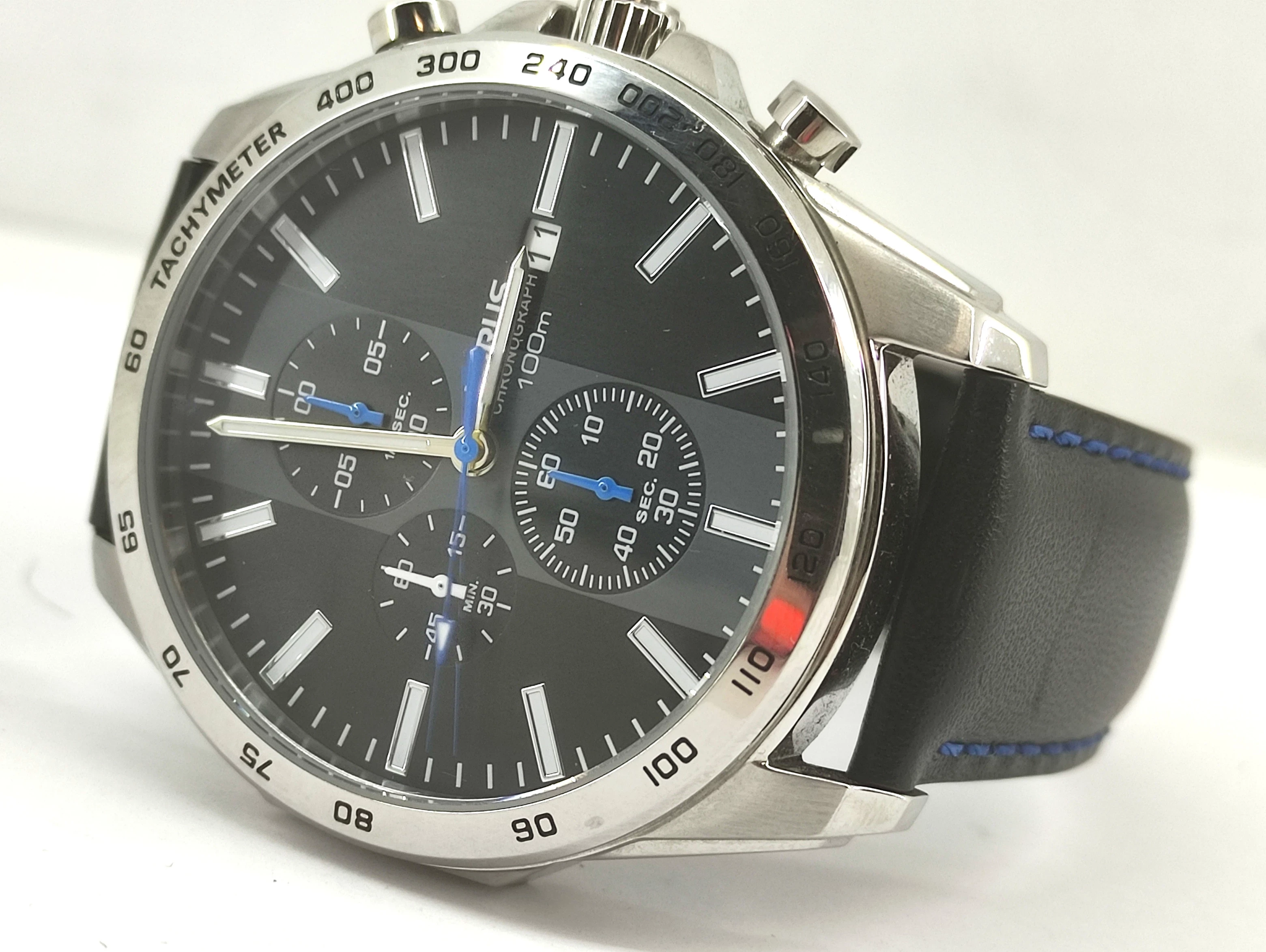 zegarek-lorus-vd-57-x131-gwar-komplet-ksztalt-koperty-okragla