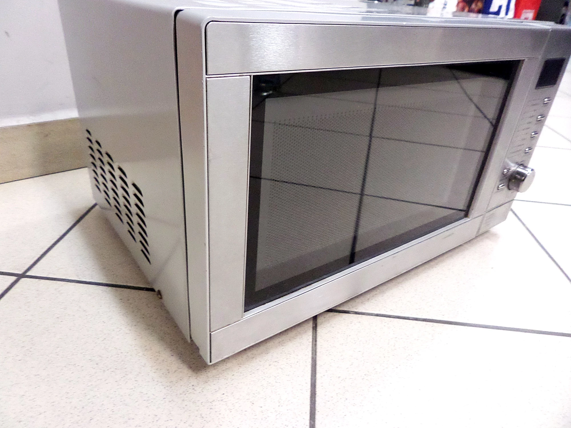 kuchenka-mikrofalowa-tesco-mg208-moc-mikrofal-800