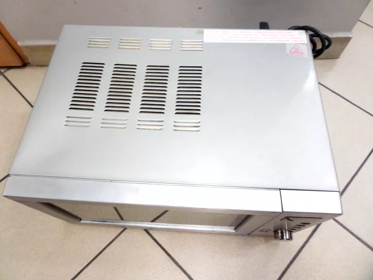 kuchenka-mikrofalowa-tesco-mg208-pojemnosc-20