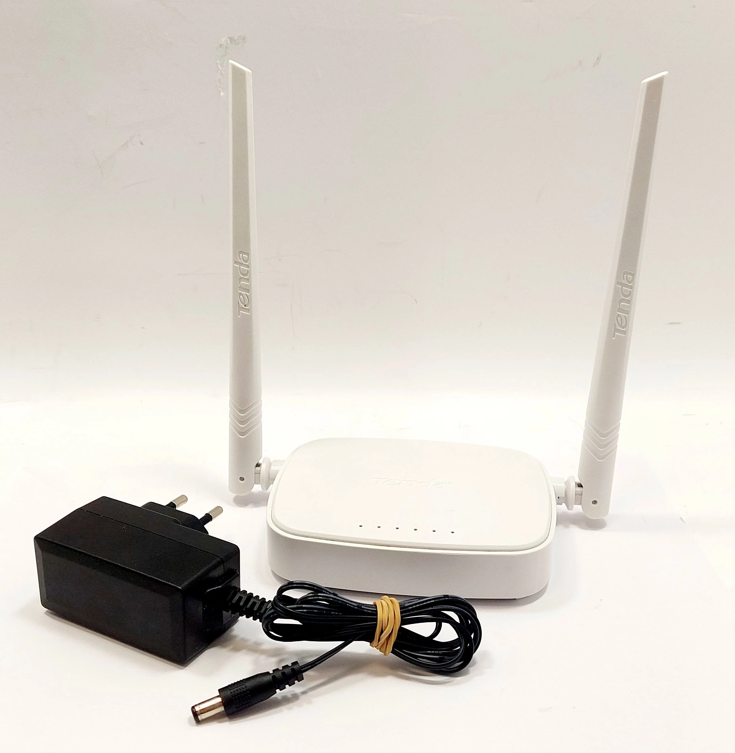 ROUTER TENDA N 300 / KABEL ZASILAJĄCY