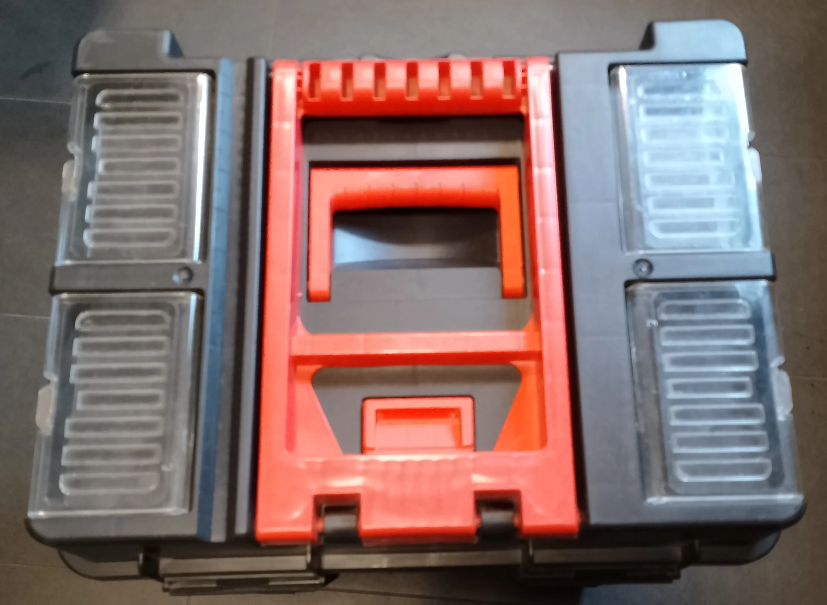 skrzynka-narzedziowa-modulowa-na-kolkach-wheelbox-stan-uzywany