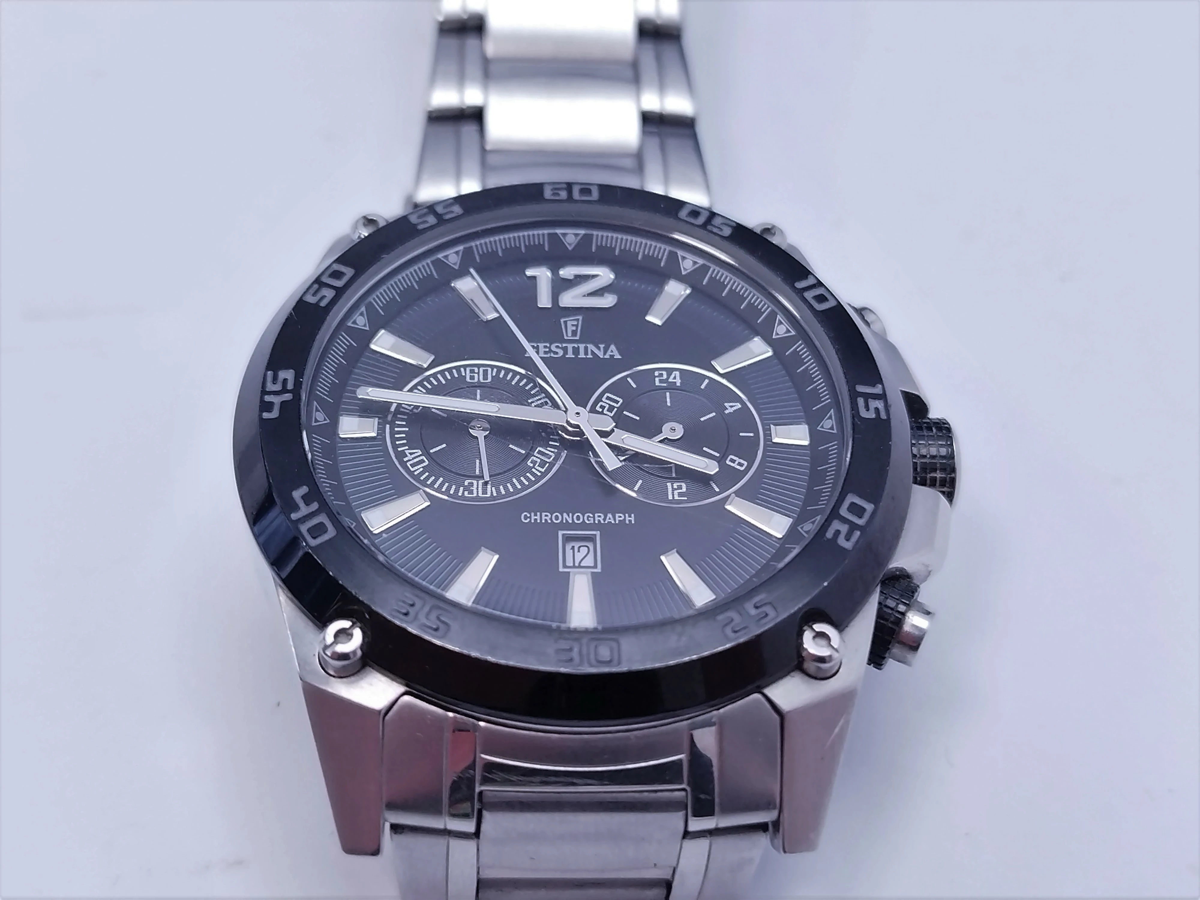 zegarek-festina-f16680-typ-nareczny