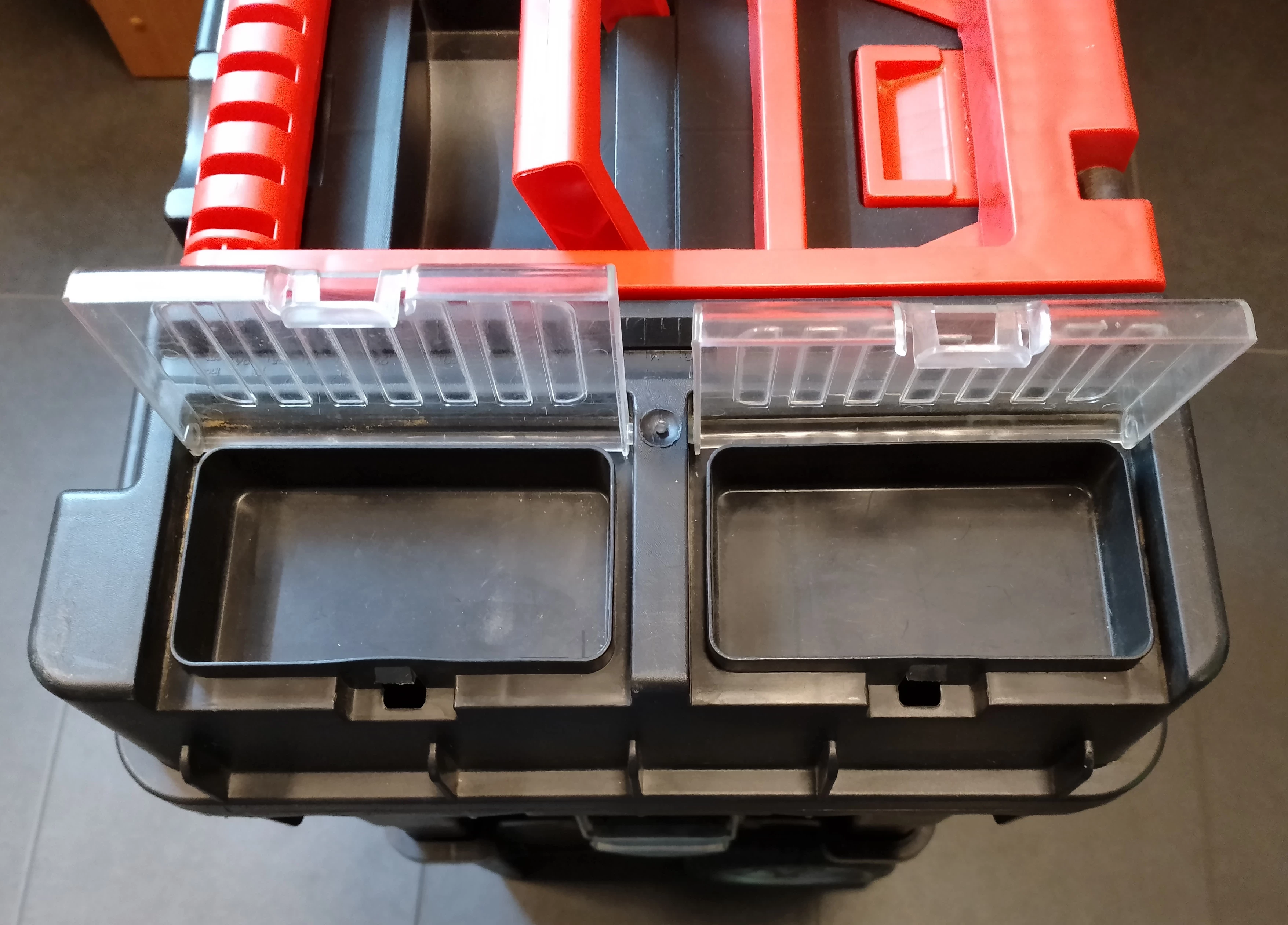 skrzynka-narzedziowa-modulowa-na-kolkach-wheelbox-rodzaj-skrzynka-na-kolkach