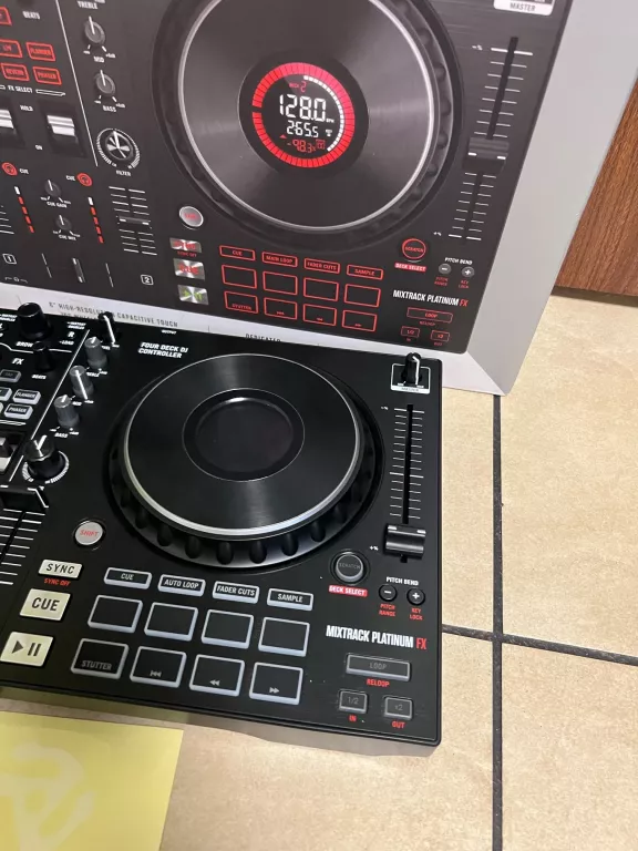 KONTROLER DLA DJ NUMARK MIXTRACK PLATINUM FX USB