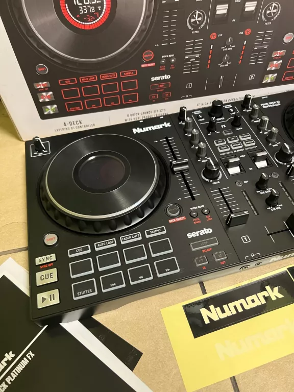 KONTROLER DLA DJ NUMARK MIXTRACK PLATINUM FX USB