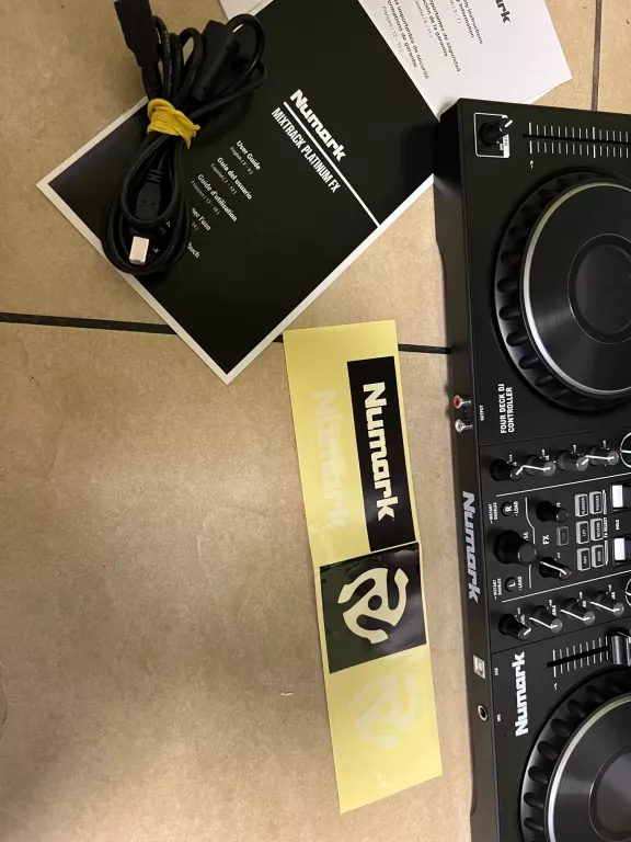 KONTROLER DLA DJ NUMARK MIXTRACK PLATINUM FX USB