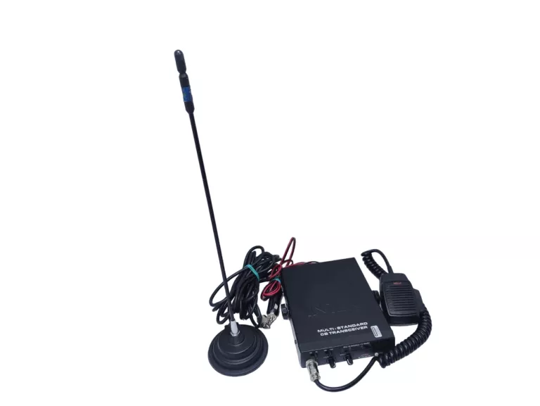 CB RADIO INTEK M110 PLUS + ANTENA