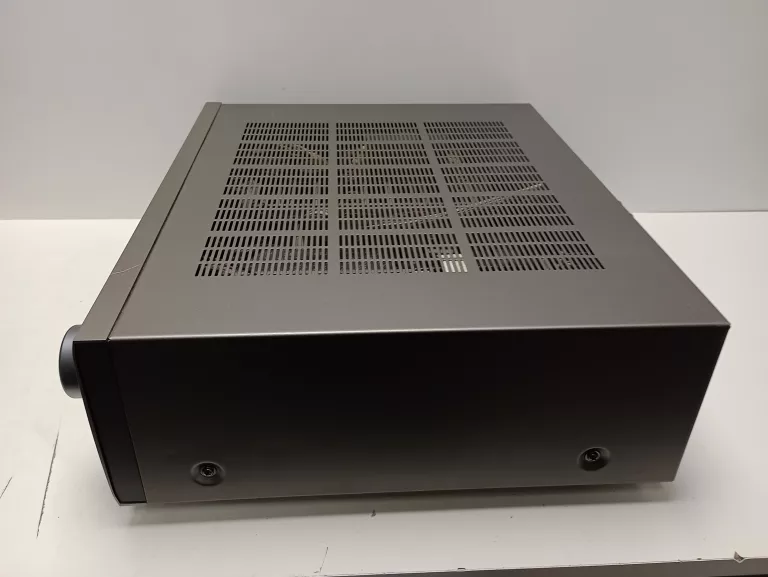 AMPLITUNER YAMAHA DSP-A970