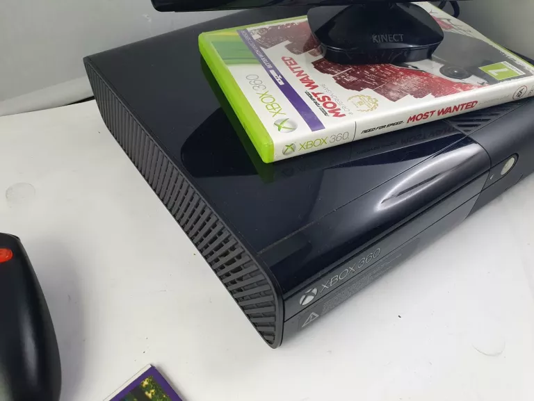 XBOX 360 500GB PAD 17 GIER KINECT KARTONY!