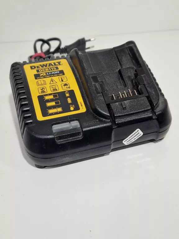 PRZECINARKA DO PRĘTÓW DEWALT DCS350
