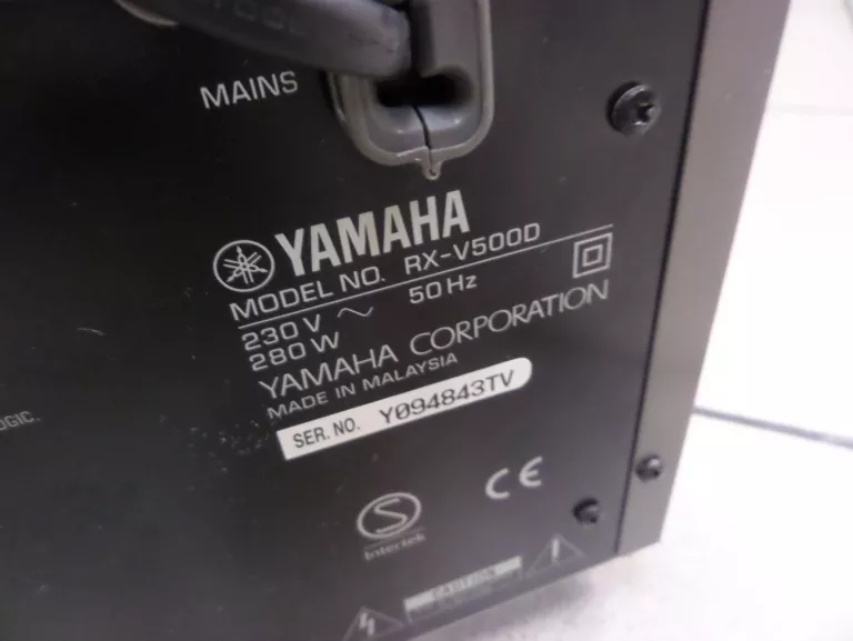 AMPLITUNER YAMAHA RX-V500D