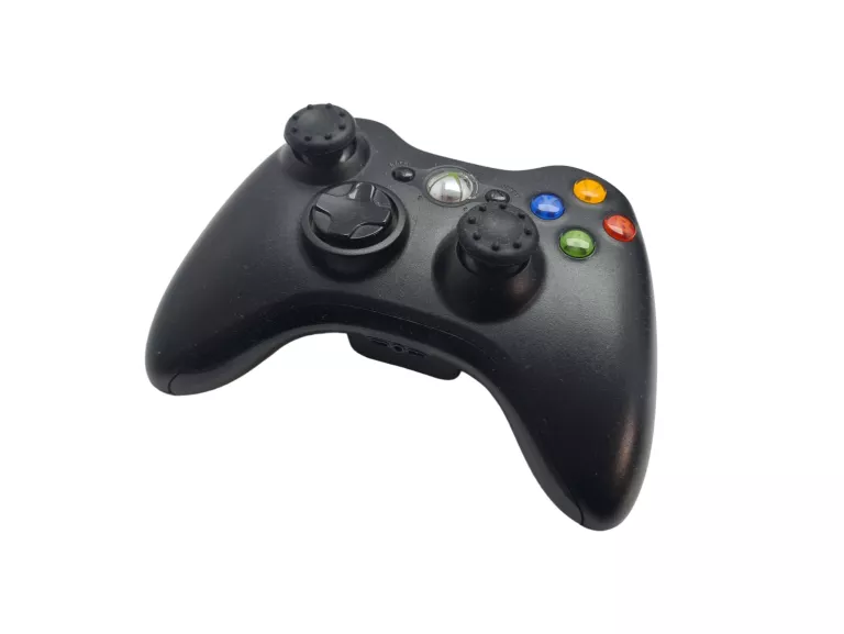 MICROSOFT XBOX 360 SLIM 4GB +KINECT +GRY +PAD