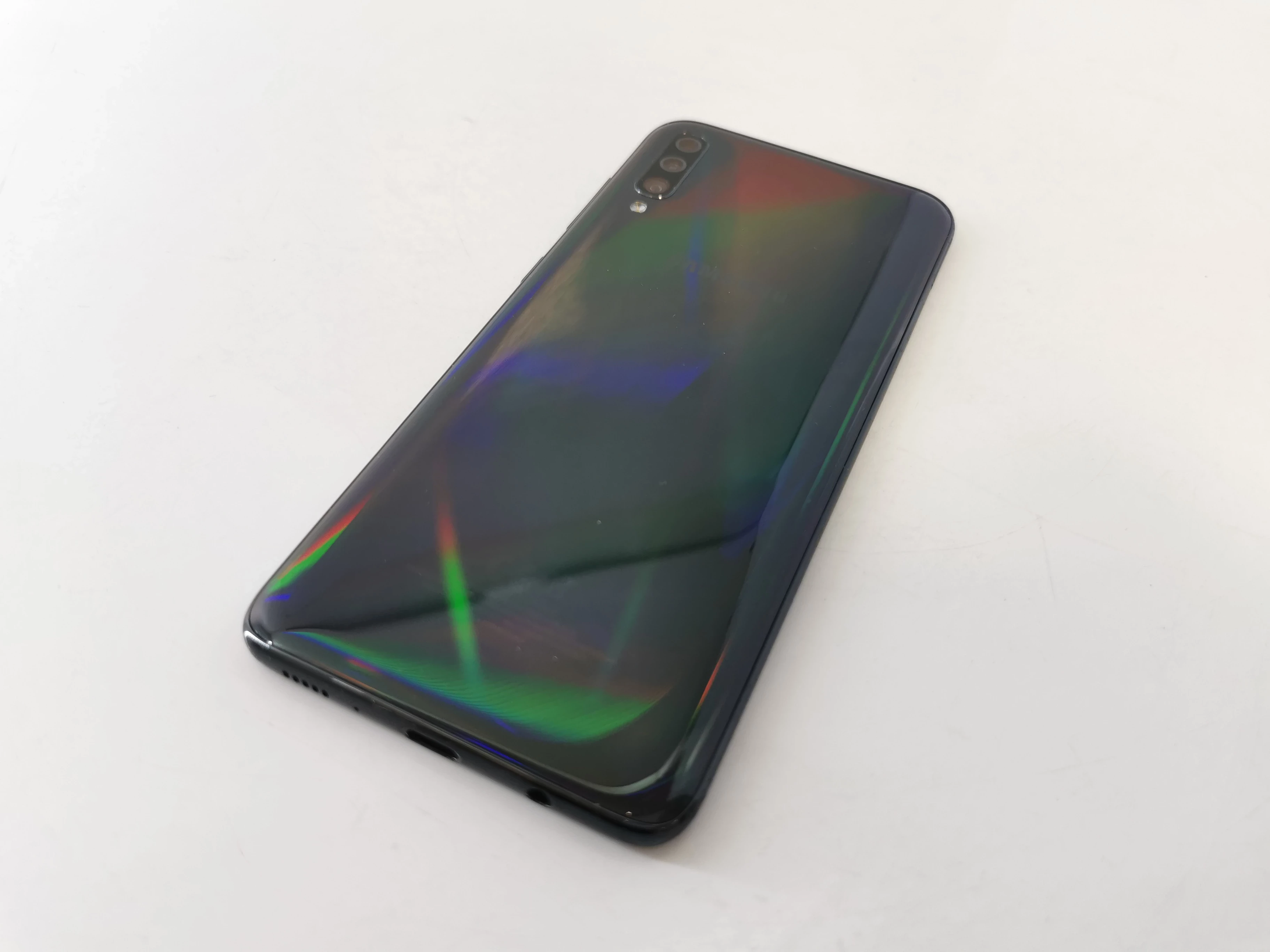 samsung-galaxy-a70-6gb128gb-sm-a705f-wbudowana-pamiec-128-gb