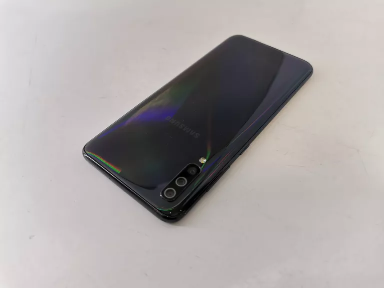 samsung-galaxy-a70-6gb128gb-sm-a705f-przekatna-ekranu-67