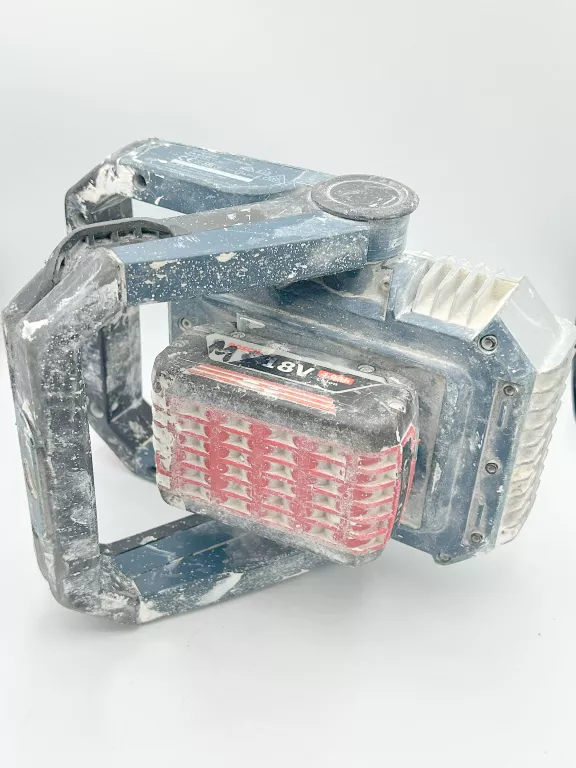 LAMPA BOSCH PROFESSIONAL GLI 18V-1900