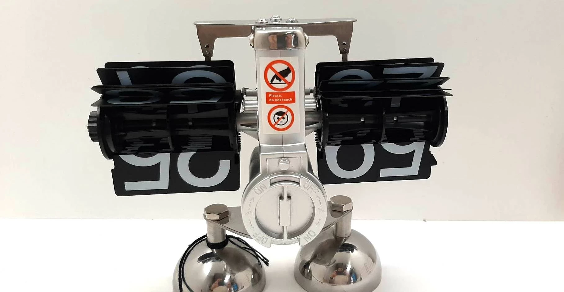 vox-zegar-klapkowy-komodowy-arni-uszkodzony-ean-gtin-0002168210918