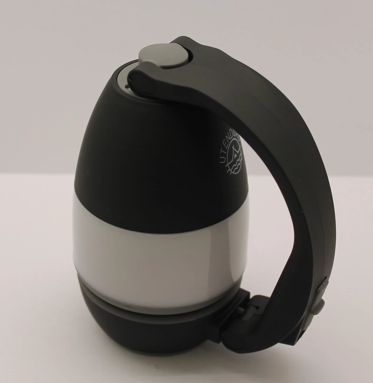 lampka-turystyczna-led-solarna-lampa-biwakowa-camping-traugutta-85-wroclaw