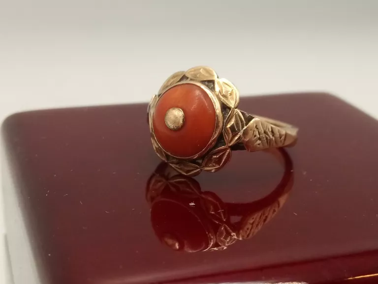 zloty-pierscionek-z-koralem-585-14k-4g-r11-ean-gtin-4362149398001