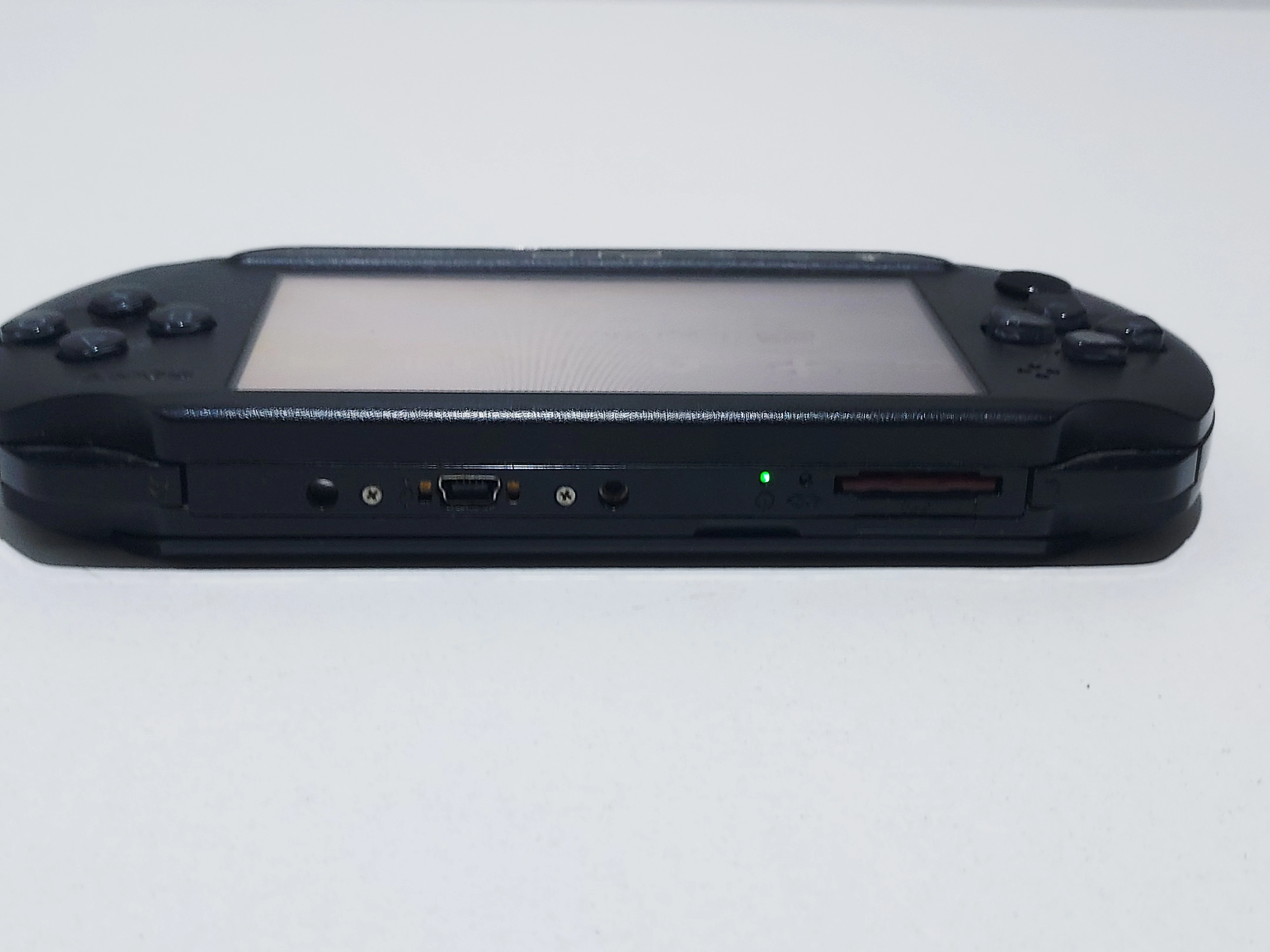 konsola-psp-sony-street-e-1004-czarna-13-gier-model-e-1004