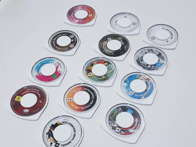 konsola-psp-sony-street-e-1004-czarna-13-gier-model-e-1004