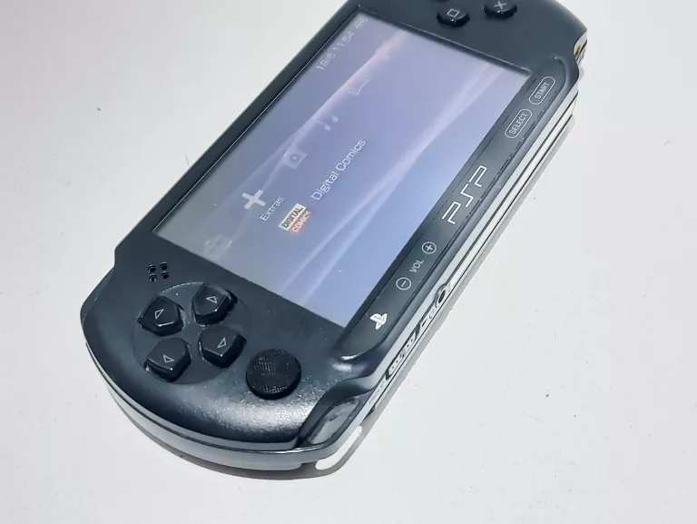 konsola-psp-sony-street-e-1004-czarna-13-gier-wersja-konsoli-slim