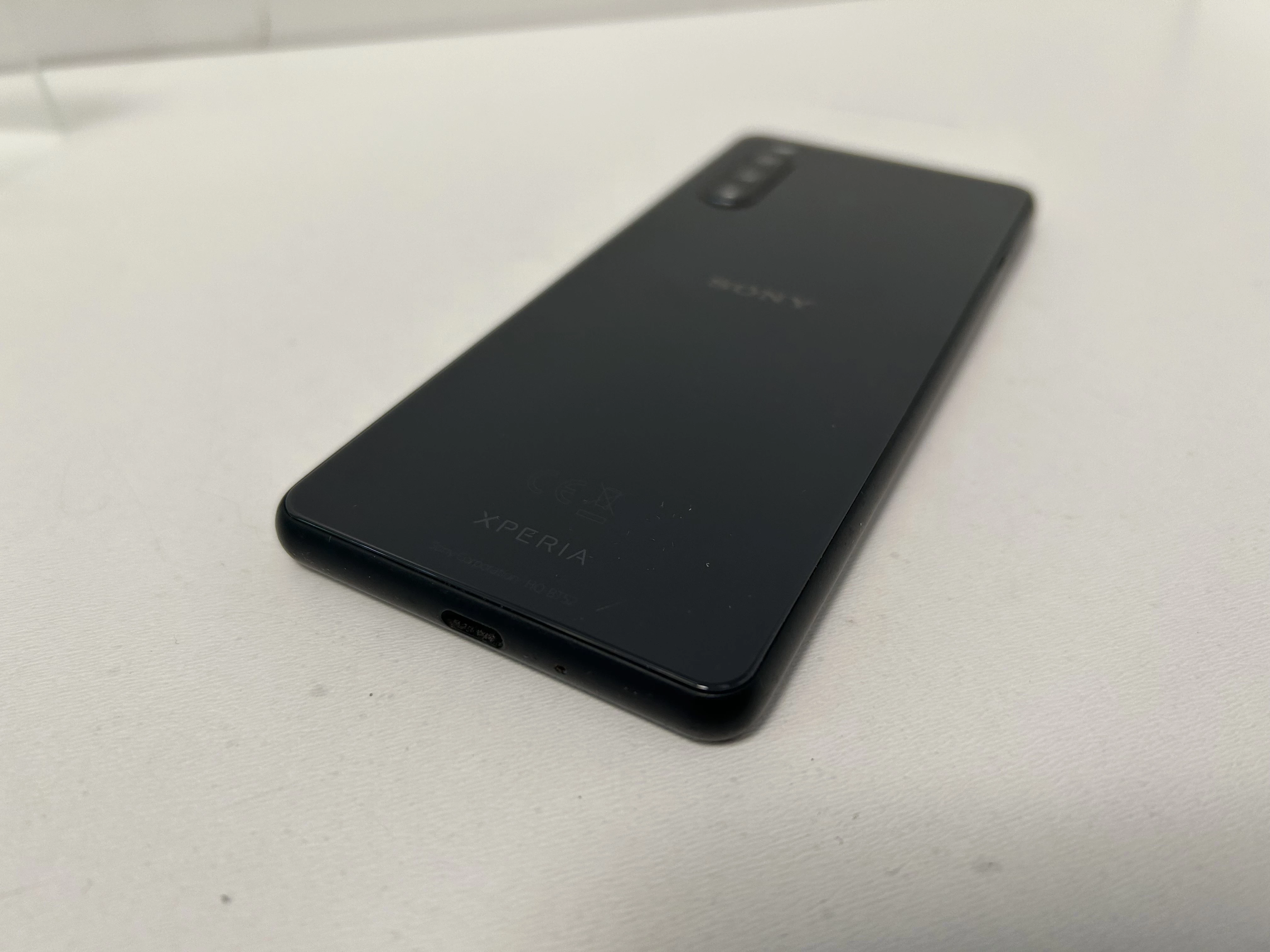 telefon-sony-xperia-10-iii-6gb128gb-kolor-czarny