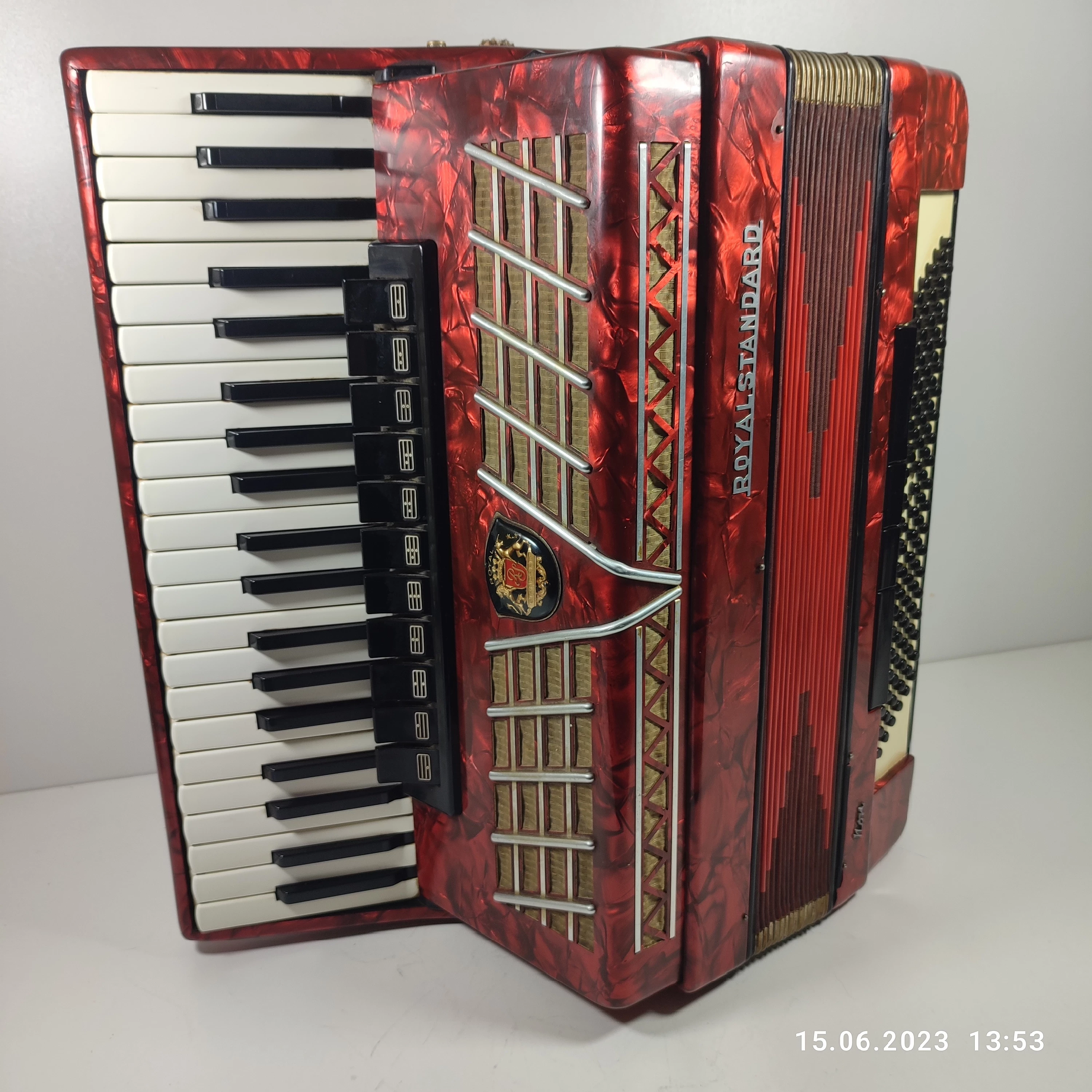 akordeon-royal-standard-nor-120-basow-kosciuszki-184-szydlowiec